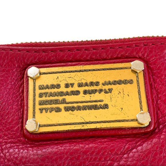 Marc Jacobs Classic Q Key Pouch | Red - Picture 3 of 10